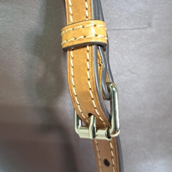 Dooney and Bourke O Ring Hobo Brown Nubuck Leather Bag Magnetic Closure Lined - Picture 8 of 16